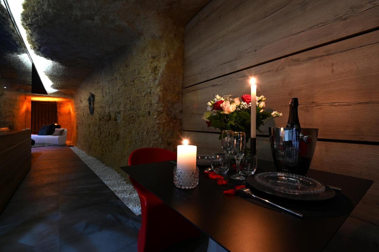 Omira - Nuits D'Exception & Spa Tours Exterior photo